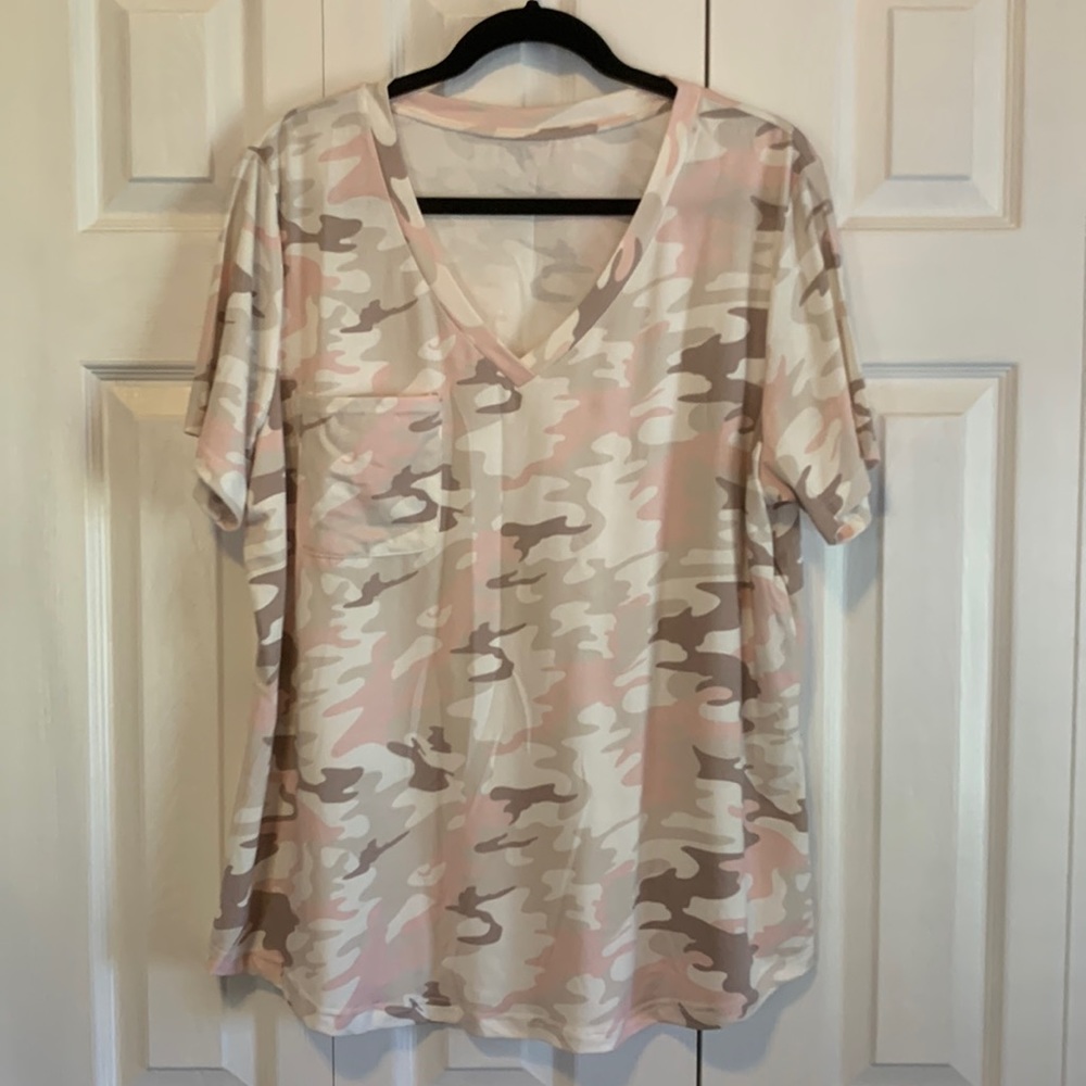 Super Soft Pink and Brown Camo V-Neck Tee Shirt Size 2X